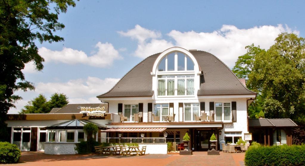 Hotel Waldgasthof Schoening Friesoythe Exterior foto